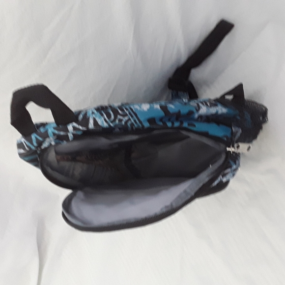 Backpack - Picture 3 of 4